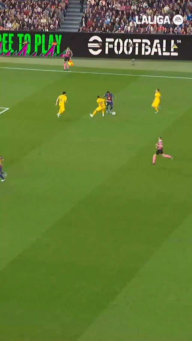 Better in slow motion 😌

#laligahighlights