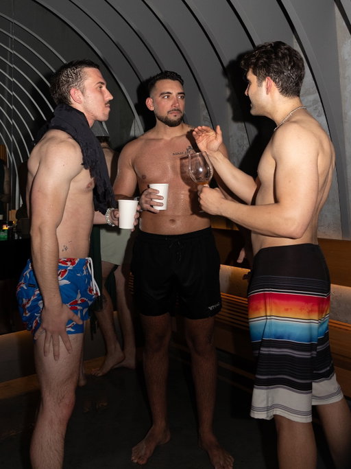 Tonight is Men’s Wellness Night and we couldn’t be more excited to host a space built for your evolution.

Welcome to the Haus.
• Guided Contrast Therapy
• Mindset Training with @dr.brenthogarth
• Functional Mocktails
• Specials on IV Drip Therapy

Sponsored by @neobanccom

You’ll leave with clarity. 🔋