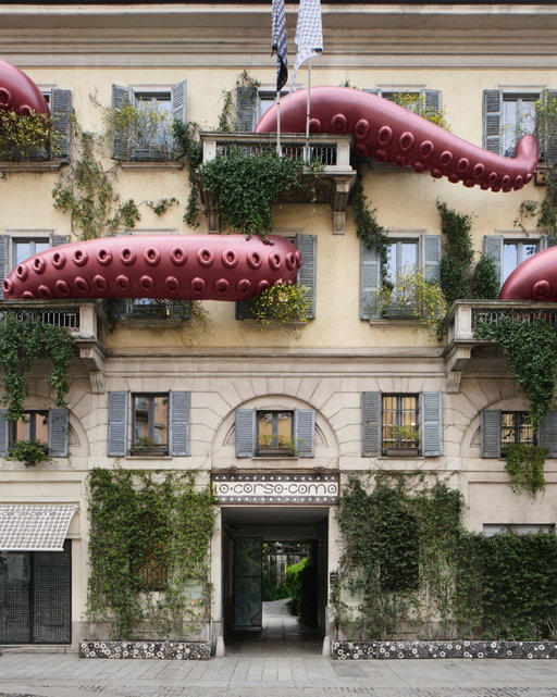 At Milan Design Week, 10 Corso Como transforms into a creative hub. More than a destination, it is an ever-evolving space that embraces and interprets the spirit of contemporary creativity.
Moncler takes over the Gallery to present its new summer collection, while the Project Room hosts Fluid Re-Collection by Linde Freya Tangelder in collaboration with Cassina.
In the Pop-Up, Visionnaire presents a capsule design NM3, and the Mezzanine features an installation by Imperfettolab. 
In the store, KINRADEN unveils its new Stilos collection alongside a selection of high jewelry with an architectural design.
In the secret garden, Garage Italia Customs presents its partnership with Mariaflora for Palazzo Avino, while the ‘Spiaggina’ branded by Garage Italia Customs bearing 10 Corso Como iconic motif drives around the city.

@moncler 
@cassinaofficial 
@visionnairehomephilosophy 
@nm3.xyz 
@imperfettolab 
@kinraden 
@garageitalia 

#10CorsoComo
#10CorsoComoMilano
#MilanoDesignWeek