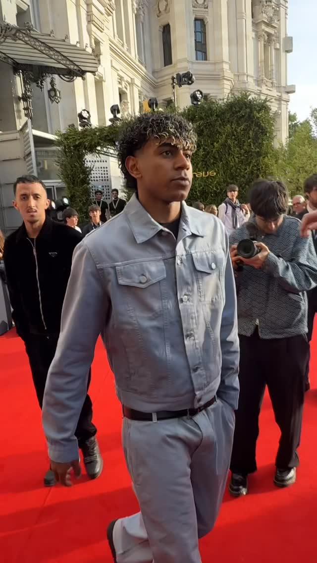 Lamine Yamal arrives at the 2026 Laureus World Sports Awards.

#Laureus26