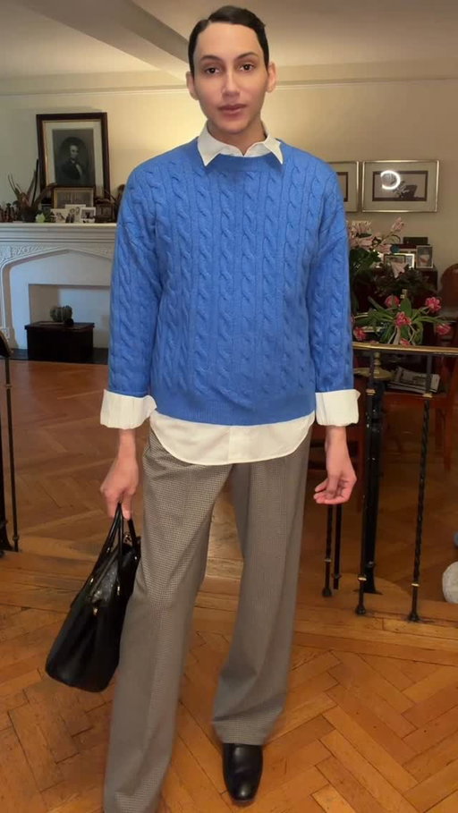 Let’s go to #thedevilwearsprada2 Premier! Wearing Andy Sachs cerulean! #fashionphilepartner @fashionphile