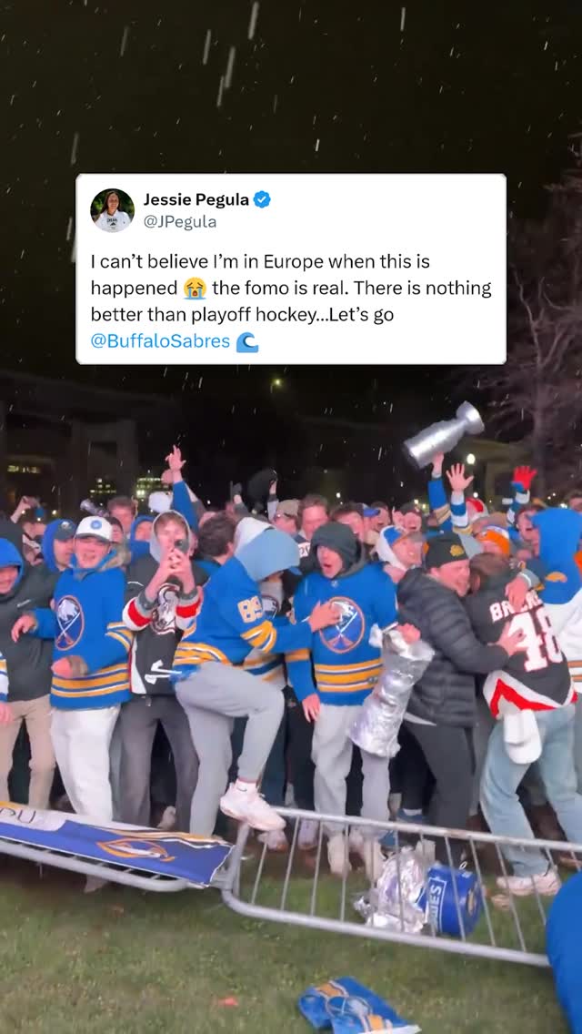 Buffalo native and world No. 5 Jessica Pegula reacts to the Sabres’ first playoff win in 15 years.

(🎥: @natemillssports)