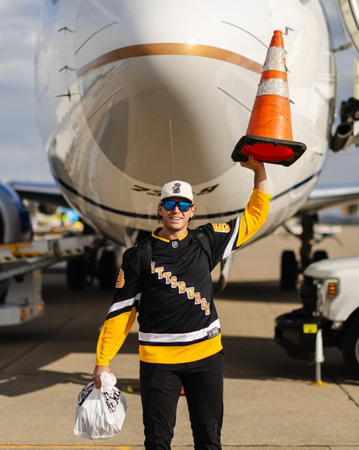 Always a good day to rep the Burgh! 🖤💛