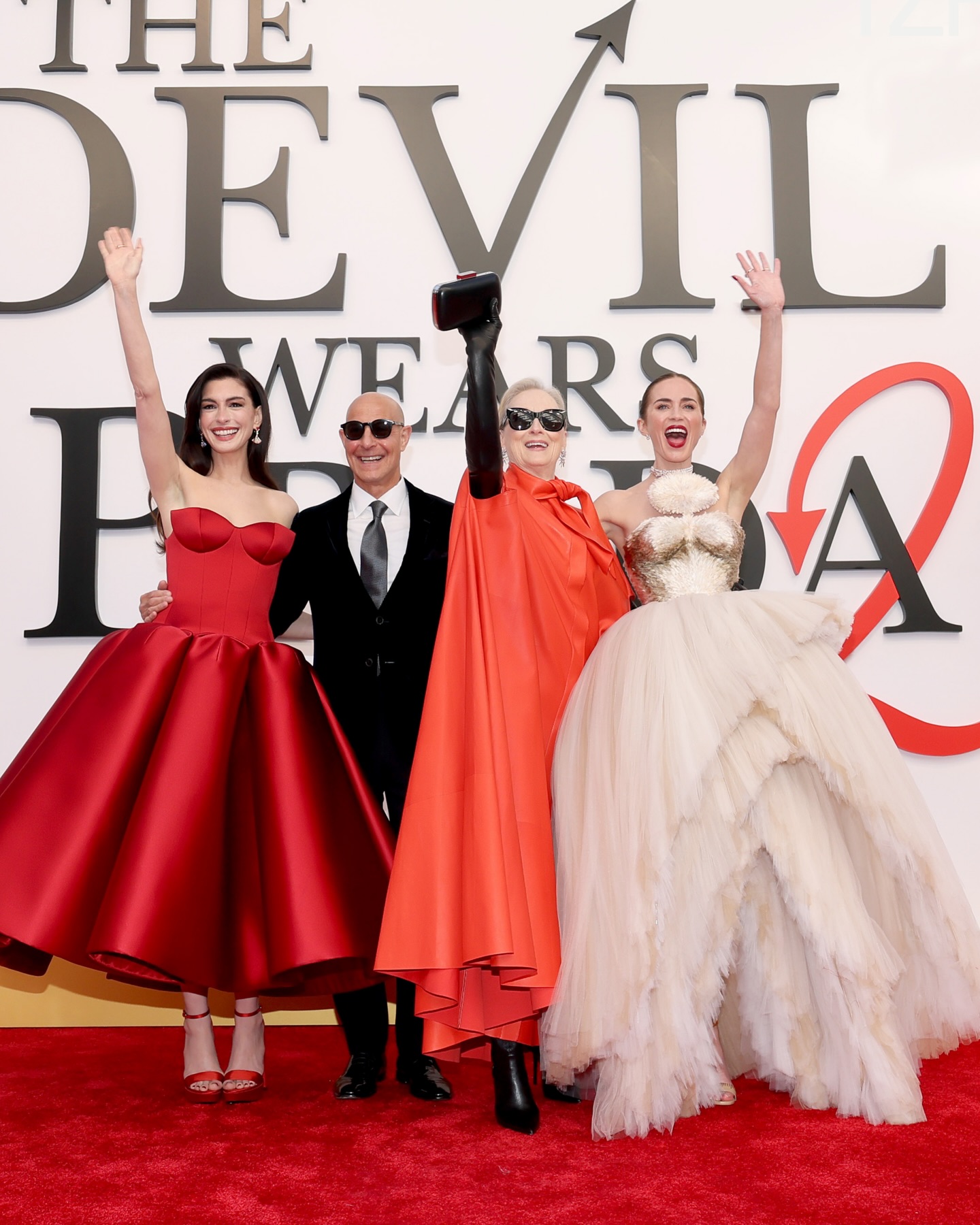 Quite literally everybody wants this. 20 years after the premiere of ‘The Devil Wears Prada,’ the entire cast arrives in NYC for the world premiere of #TDWP2. 👠

📷: Getty