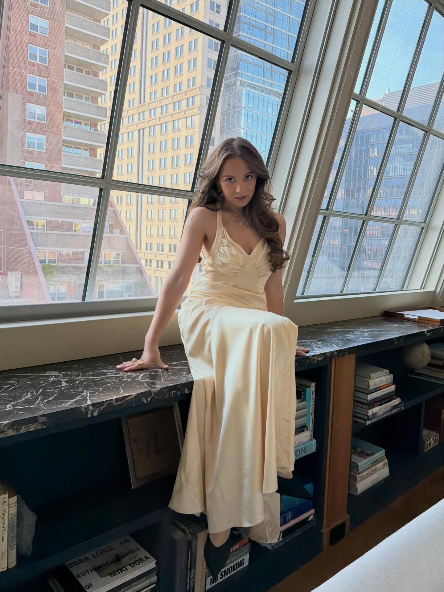 devil wears prada 2 premiere 💛 look out for mr.eclectic in the soundtrack!! ✨✨✨✨ wearing the dreamiest vintage saint laurent <333