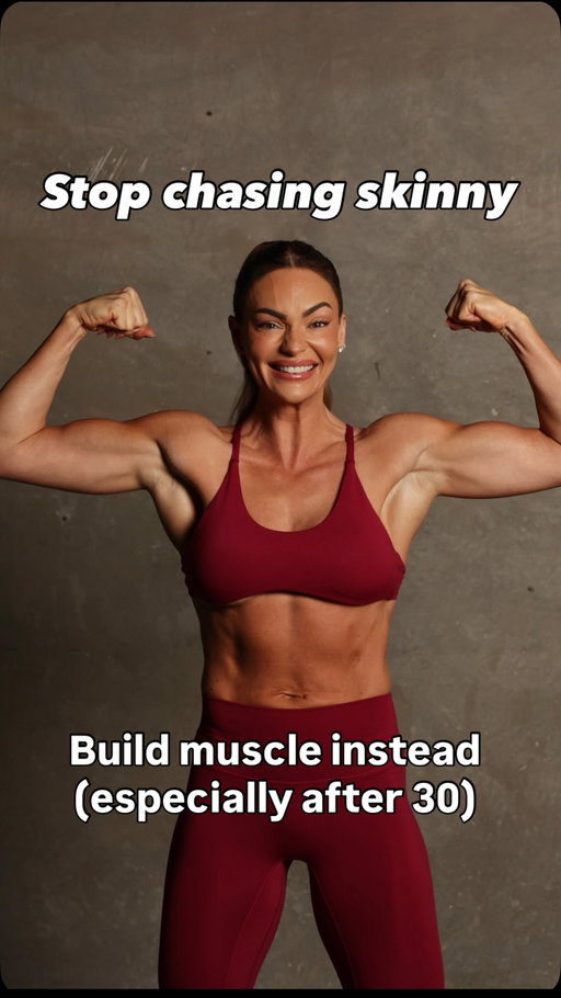 Into anti-ageing? Build muscle. 💪🏼 
Because from your 30s, you’re already losing it… and that affects your strength, metabolism, bones, and how you age. 
Most women focus on being smaller. 
The real goal should be being stronger. 😉

 #antiageing #buildmuscle #womensfitness #strengthtrainingforwomen #fitover40