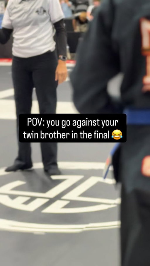 POV: you fight your twin brother in the final 😂
.
.
.
#jiujitsu #bjj #foryoupage