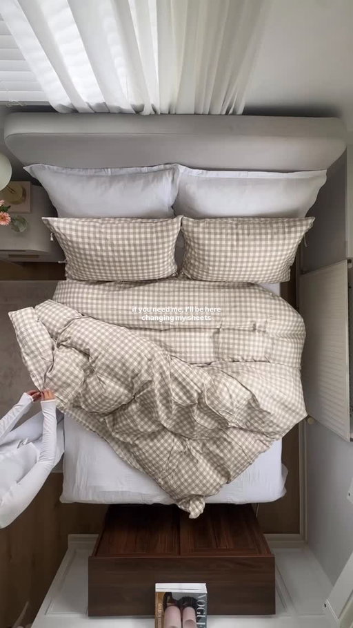 Where I’ll be 🧺🌟

#ginghamsheets #justagirlandherroom #springwhimsy #freshsheets #bedroomreset