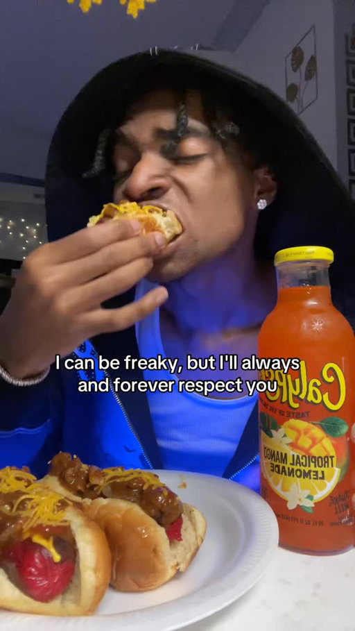 HOODIE: @holywrk_  Follow for more relatable content 
#relatable #reels #reelsinstagram #funnyvideos #funnymemes