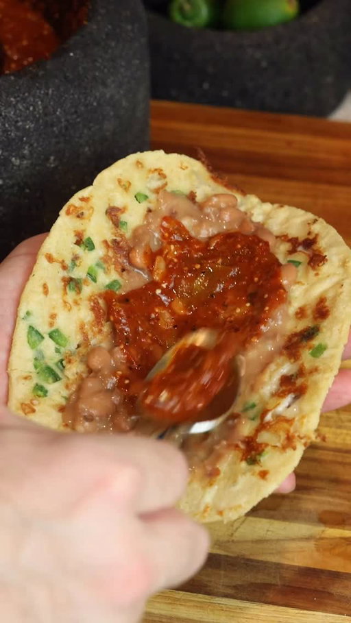 Good morning ☀️

By the way, I have a cookbook out called My Mexican Favorites. Search it on Amazon or find it with the link in my bio 🙏🏻

#huaraches #cafedeolla #salsademolcajete #recipe