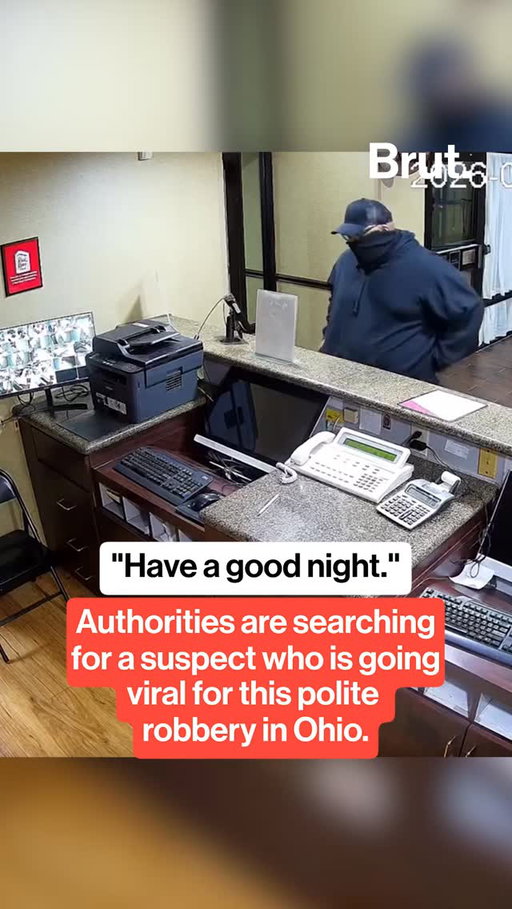 Ohio police are searching for a suspect who has gone viral for exchanging pleasantries with the clerk at the front desk of a Red Roof Inn he was robbing.⁣
⁣
Authorities say the man was implying he had a weapon while demanding money from the clerk. The clerk can be heard telling the suspect to "have a nice night" after the incident.⁣
⁣
#Ohio #Suspect #Robbery #CCTV