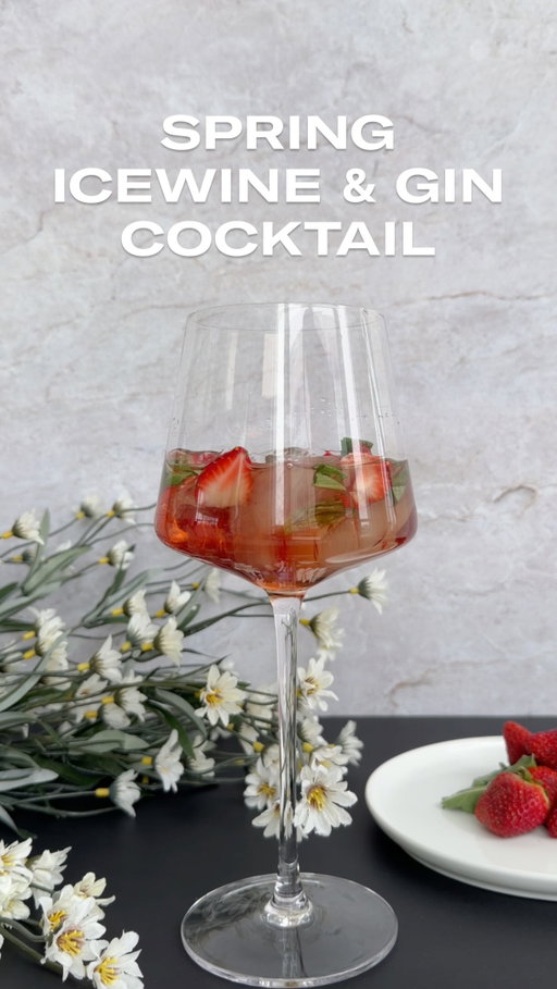 Make an Icewine & Gin Cocktail with us🍾

In a glass, add:
- Ice
- 2 chopped strawberries 
- 1 chopped basil leaf
- 2 oz Inniskillin Cabernet Franc Icewine 
- 2 oz Gin

Stir, serve and enjoy. Cheers!

Shop our Cabernet Franc Icewine through the link in our bio, at the LCBO, Wine Rack, and our estate. 

#inniskillin #niagarawine #premiumwine #icewinelovers #cocktailtime