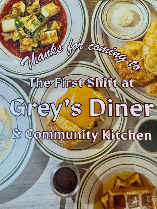Not much lately that can launch me out of bed early and even call for a shower and make-up 😂 but when you get a text inviting you to the first shift @greysdinerclt you MAKE IT HAPPEN!!
It’s casual, friendly, has an adorable vibe, and delicious food! 🥰
And of course it has Sam - our favorite Charlotte chef 💯
🍤 Devoured the #shrimpandgrits in 10 seconds flat - the rock shrimp have that slightly sweet, lobsterish taste and there were enough for every bite of grits - that’s a huge win in my book!
Check out the back dining area and cute patio ⛱️
Congratulations @greysdinerclt - can’t wait to visit again!
HOT TIP 🔥 - my waitress was amazing - I’ll find out her name and add to the post but ask for her! She was proud of me for joining the clean plate club 😉
UPDATE: Her name is Holly 
#eatlocal #finerwiththyme #diner
