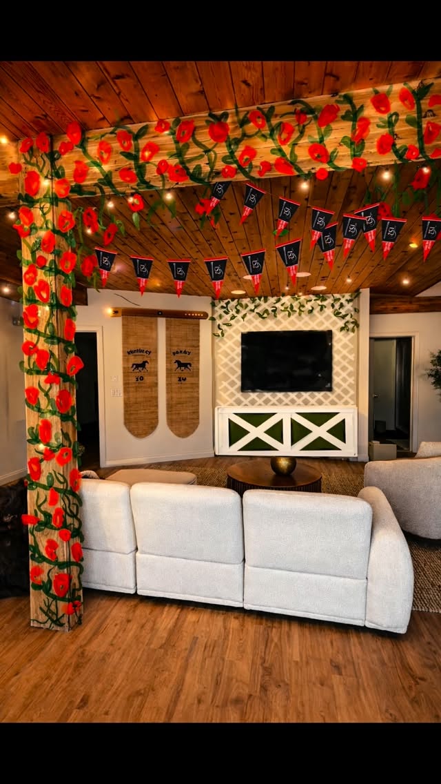 IT’S ALMOST TIME!!!! Only 11 days until the 152nd Kentucky Derby, so here are the plans for this year’s @kentuckyderby party and inspiration for yours. Make sure you guys tune in to NBC and Peacock watch on Saturday, May 2nd! #KyDerby