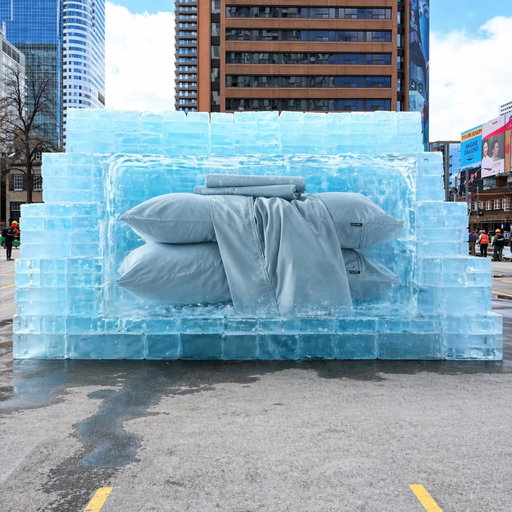 Toronto’s been waiting to see what’s inside the ice…

We already know: Canada’s coolest sheets 🧊

Hot sleepers, this is your sign to shop the Iced Collection.

#toronto #drake #iceman #coolingsheets