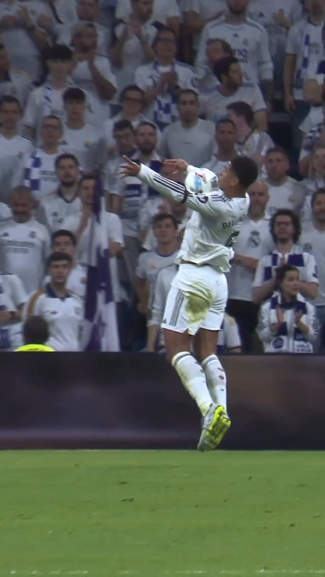 👌🤍💫 poetry in motion.

#RealMadridAlavés #LALIGAHighlights #DesenlaceLALIGA