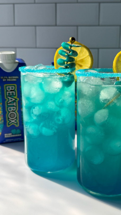 electric blue, extra bold 💙⚡️

Blue Razz BeatBox turned cocktail style = sweet, tangy, and made to stand out
this one’s giving main stage energy all night

who’s grabbing one first? 👀

#BeatBox #BeatBoxBeverages #BlueRazz #BlueCocktails #CocktailReels #DrinkReels #NeonDrinks #PartyDrinks #CocktailInspo #DrinkIdeas #EasyCocktails #NightOutVibes #ViralDrinks #Cheers