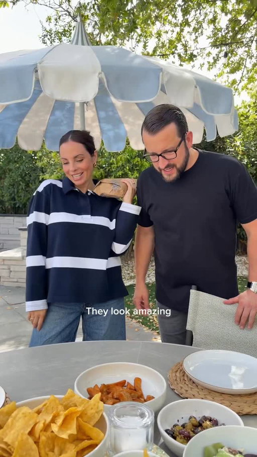 Do you think he’ll notice?! 🤣⛱️🍔

#AlbertsonsPartner #SafewayPartner #Safeway #Albertsons