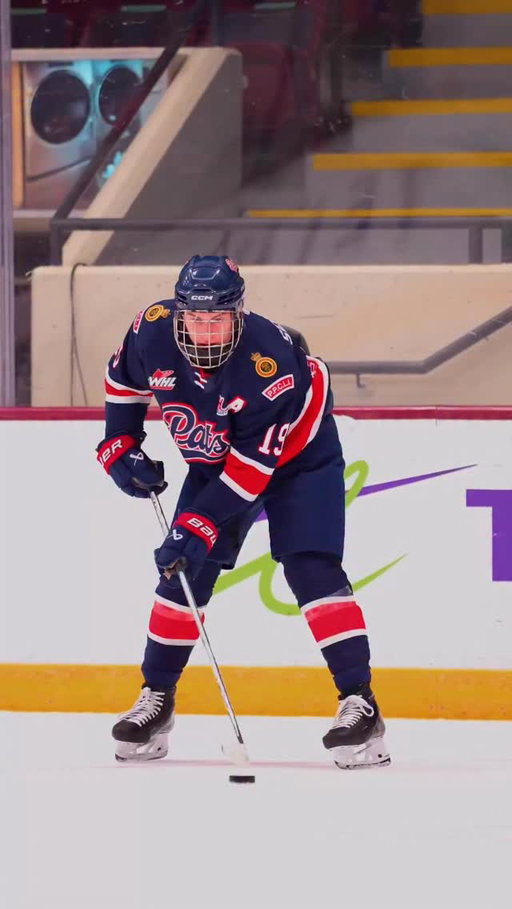 Maddox Shultz With A Great Game At The Telus Cup🏒😤
.
.
.
.
.
.
.
#hockey #hockeylife #hockeyplayer #hockeygame #hockeyplayers