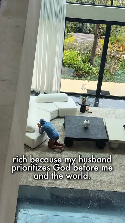 I grew up seeing my dad pray every morning. Every time I saw that I would quietly utter a prayer that one day, when I got married, I would see my husband do the same. And indeed, it’s an answered prayer 🙏🏼

#faith #marriage #motivation #love #explorer