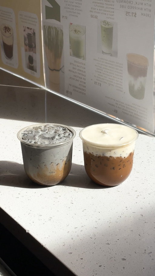 NEW Vietnamese Coffee & Matcha Cafe in Bothell, WA! ☕️

@freshcupsbothell is now open in Downtown Bothell serving specialty coffee, Vietnamese Coffee & Matcha.☺️ I loved the Black Seaame Latte here!! 

How cute is their drink carrier?? 🥹

Featured Drinks:
☕️ Ca Phe Black Sesame Latte
🤎 Vietnamese Coffee w/ Salted Cream 
🍵 Matcha Latte

Fresh Cups
📍9924 NE 185th St 106, Bothell, WA 98011

Share this with someone for your next coffee date 🫶🏼

#bothell #seattlecoffee #seattlecafe #cafehopping #cafevibes