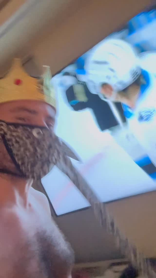 Congrats to the Utah Mammoth on their first ever playoff win. What a win. Cooley after getting the death threat last game gets the winner haha #tusksup  @utahmammoth