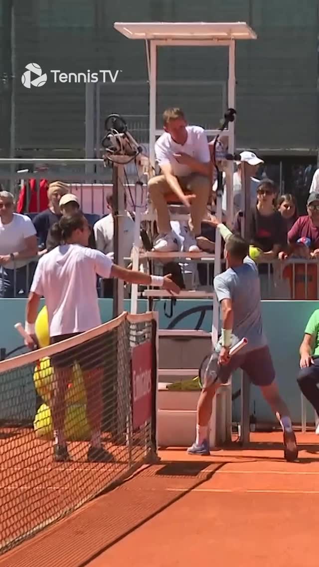 Underarm ace drama at Madrid 2025 🫢 Bellucci & Dzumhur meet again today 👀

#atp #tennis #MMOpen