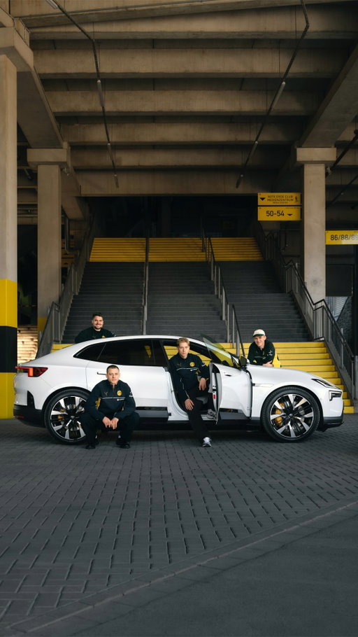 Four professional footballers. One very fast car. 

Welcome to the Polestar/BVB performance challenge. Round one: the slalom test. 

Fastest team wins. Game on.

Competition ended, winners have been contacted.