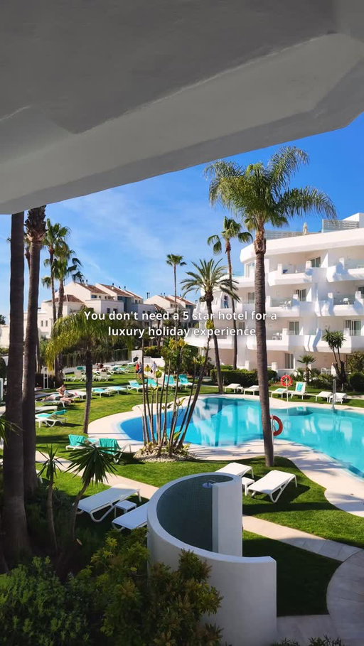 Tag someone you’d love to take on holiday to Marbella, Spain! 🇪🇸 🌸 

We had a dreamy and sunny ☀️ getaway at this hotel, which offers friendly service and stylish design, all with stunning ocean views and a beautiful 🗻backdrop.

You definitely don’t need a five-star ⭐️hotel for a luxurious experience, this place provides the perfect blend of comfort and local charm, just 15 minutes from Puerto Banús and 45 minutes 🚗 from Malaga. It’s perfect for spring 🌼 or summer plans!☀️

Comment “MARBELLA” and I’ll send you the link to book this stunning HOTEL🔗, or check my bio for more info!🌸

Are you dreaming of visiting Costa del ☀️Sol soon? Tag someone who’d love to join this adventure! 🌍✈️ Get up to £300* off in May, June, and July with @firstchoiceholidays 🌸 ad 

🇪🇸
______
#costadelsol #marbella #malaga  #firstchoiceholidays #firstchoiceinsider ☀️best places to stay in Marbella