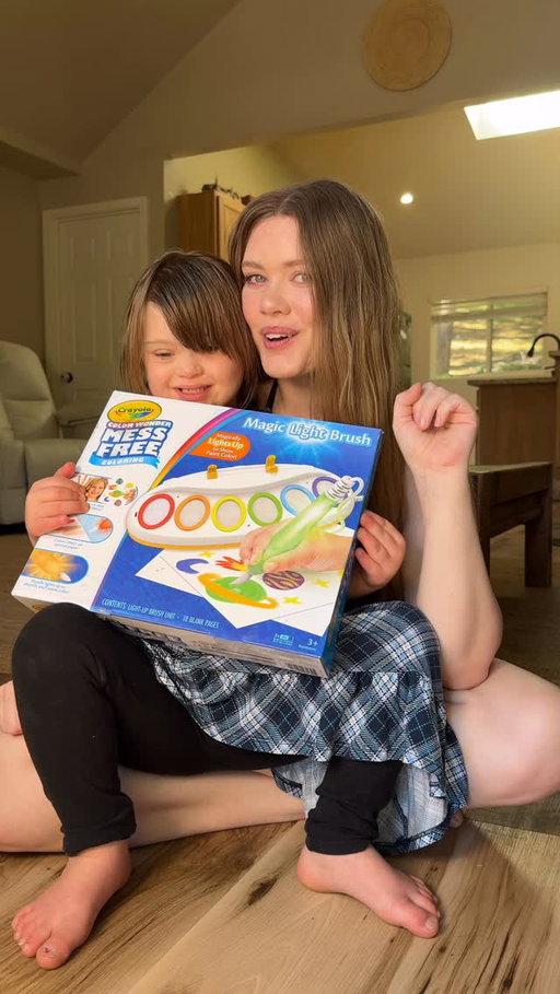 apparently it’s good enough to marry 😂

but in all seriousness, this is the perfect gift fo those birthday parties we all have during spring/summer! 

non-toxic ✔️
affordable ✔️
mess-free ✔️

link in bio!! 

#CrayolaColorWonder #Sponsored @crayola