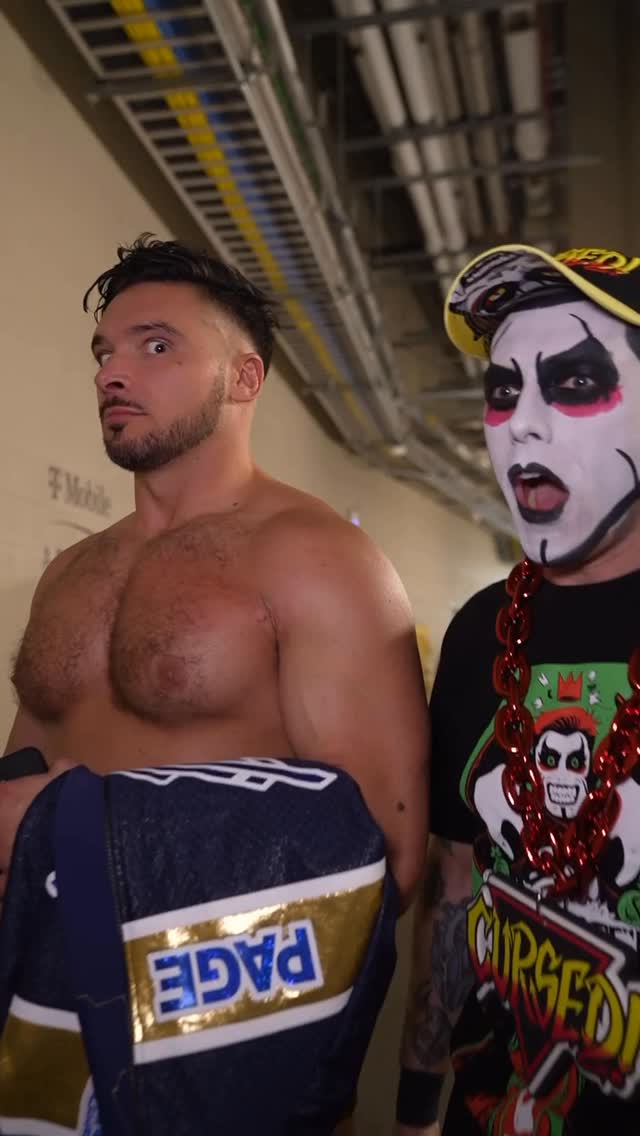 Yeah, way to lay out the red carpet for The Greatest North American. 

Let’s try again next Monday, #WWERaw ….