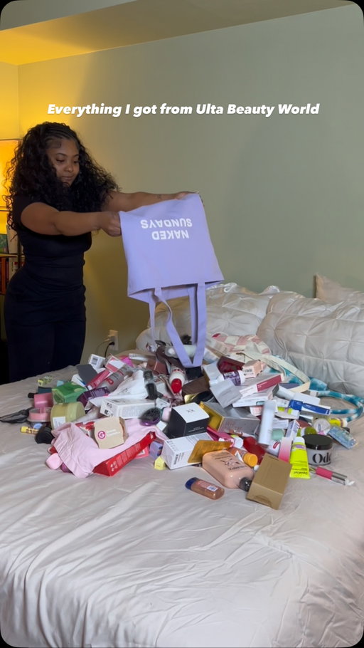 This was everything I collected from 100 out of 200+ booths at Ulta Beauty World 2026💖
(The swag bag is not included in this video)

i brought back some goodies from Ulta Beauty World just for YOU... 💕

Giveaway is now closed, due to many entries winners will be announced tomorrow May 1. There will be 3 winners for the Instagram platform and 3 winners for the TikTok platform ❤️

#ultabeautyworld#beautygiveaway#michigancreator#beautyfinds#ultahaul