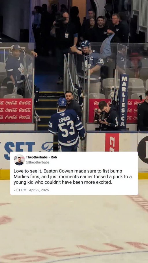 Might seem small but this is glue guy stuff from Cowan. 

#torontomapleleafs  #hockey