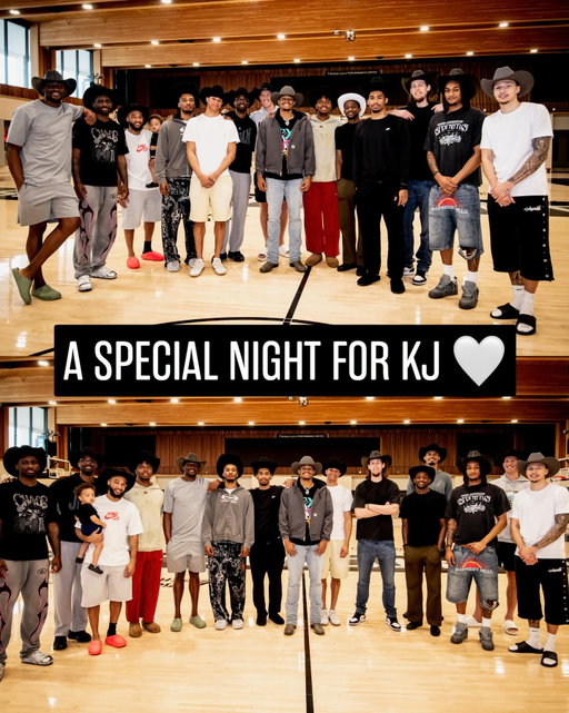 More than a team. This is family. GSG. 🤍🖤