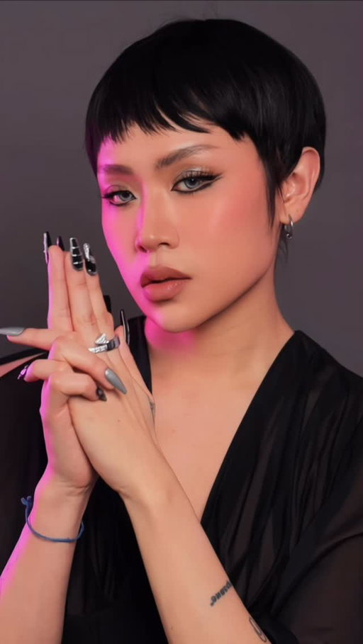 like it all… 💥
#makeup #transition #reel