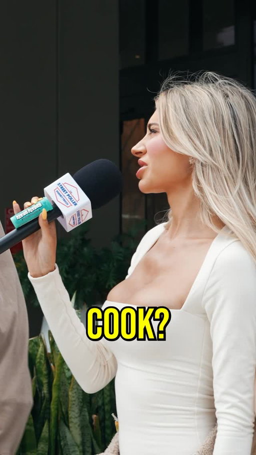 she’s a 10 but she can’t cook 😂 🤷