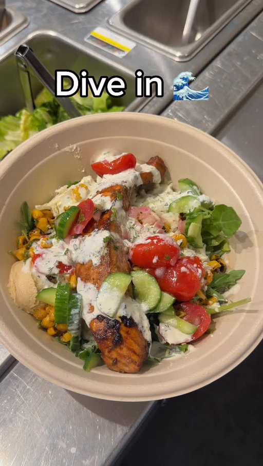 you know what to do. Order our Salmon + Yogurt Dill bowl NOW! 😁
