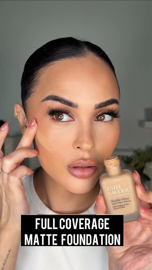 The new @esteelauder Double Wear ✨ Is my new fav! Full coverage + soft matte + 72hr hydration for my dry skin! 👌

#EsteeLauderPartner #EsteeLauder #DoubleWear #MadeForMore #makeup