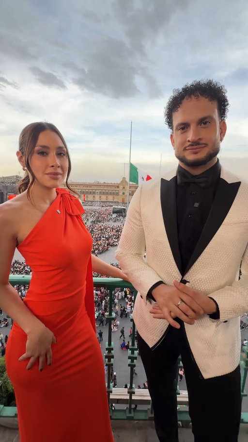 El Zócalo de la Ciudad de México fue escenario del concierto de música clásica más grande en la historia del país.
Miles de personas reunidas, compartiendo una experiencia que va más allá de la música. Gracias @bancoplata, esto es solo el inicio. #SimplementeMaravilloso #BancoPlata