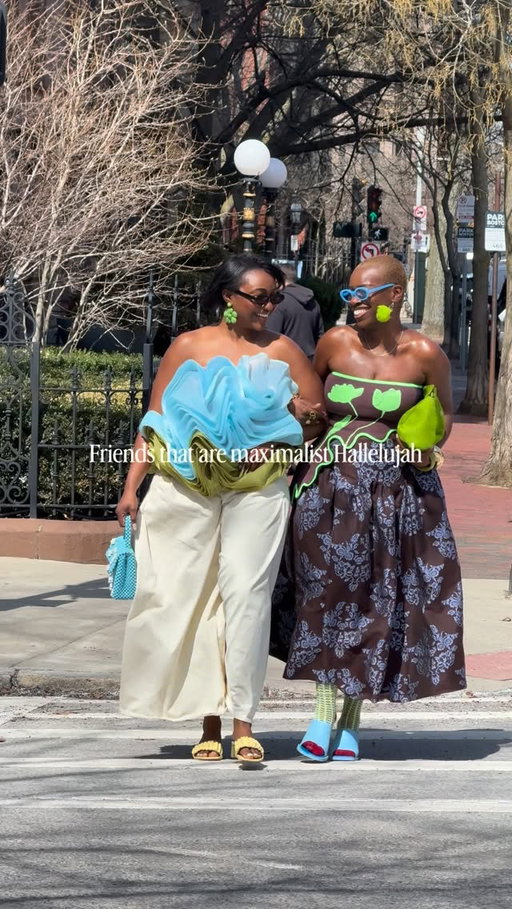 Because I can’t imagine a life without maximal outfits 🫶🏾 @jones_tiara 

#bostonfashionblogger #bostoninfluencer #maximaliststyle #maximalism