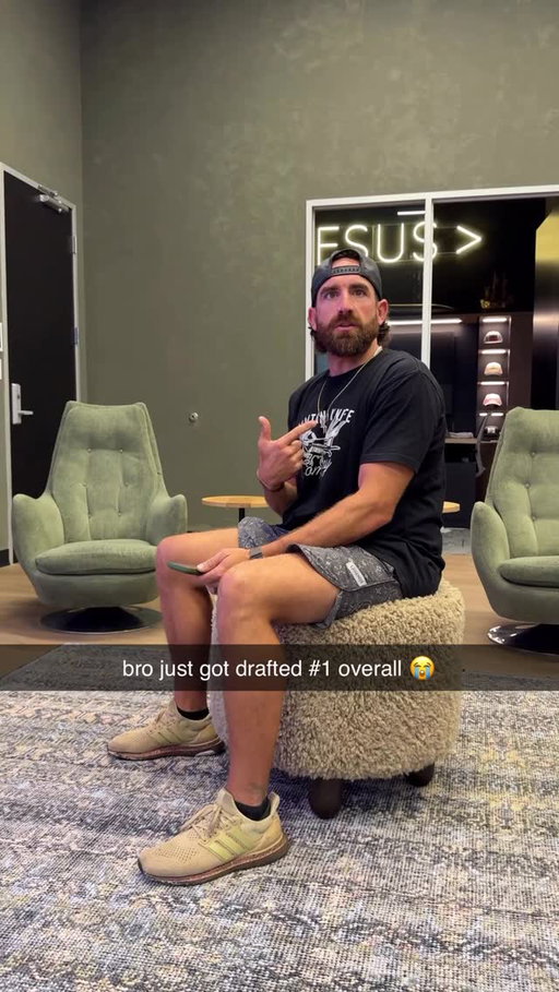 the @raiders just drafted Ty 💀🤣

ib: @sonofaboydadpod