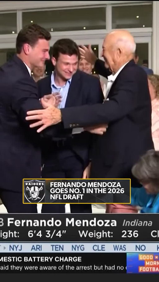 What a moment for Fernando Mendoza and his family ❤️