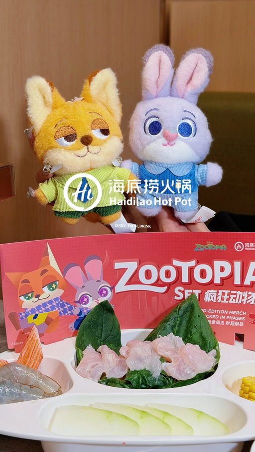 🦊🐰 I visited @haidilao_us to try their brand-new Zootopia 2.0 sets, and it’s honestly the cutest hot pot experience ever.

Start 📅 April 27th 2026:

Let me break it down for you 🍲
There are two sets: 
Set A and Set B — each with different ingredients like sliced beef, shrimp, taro, and more. But here’s the key: you can order them as Basic ($24.99) or Premium ($32.99).

🔹 Basic Set → comes with 1 bobble plush charm (Judy or Nick), plus you can unlock one add-on plush.
🔹 Premium Set → you get to choose 1 gift from bobble charm, mini candy charm, or coin pouch, and unlock a larger add-on plush like the Nick paw pillow or Judy crossbody bag.

💡 1 set = 1 add-on slot. Add-on plushies are exclusive to Haidilao and not available anywhere else in North America. All merch is limited and first-come, first-served.

Also don’t miss the Premium dancing noodle performance — so fun to watch!

Make sure to check out the full campaign setup in stores and grab your favorites before they’re gone. 

#haidilao #newyorklife #foodies hotpot
