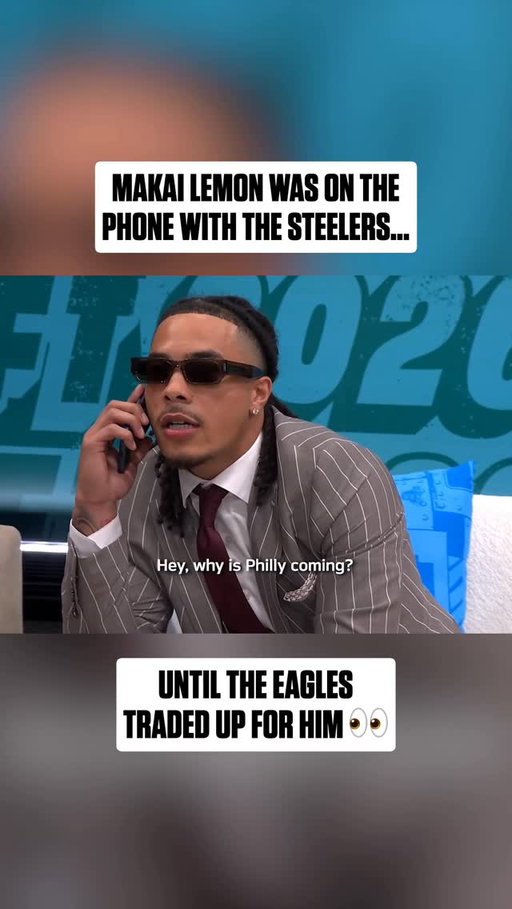 there goes Howie again 😭

(via @nflnetwork)