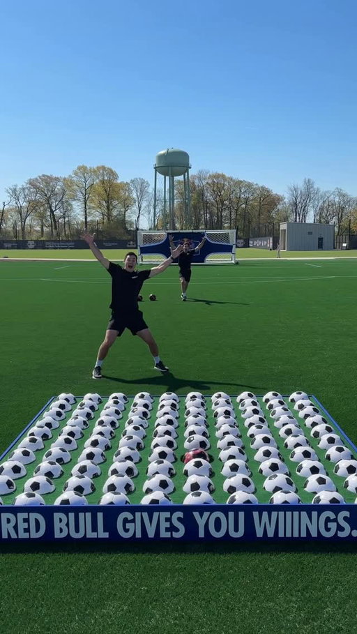 The Perfect Fit ⚽️ thanks @redbullusa!! #givesyouwiiings #redbullfitnessclub