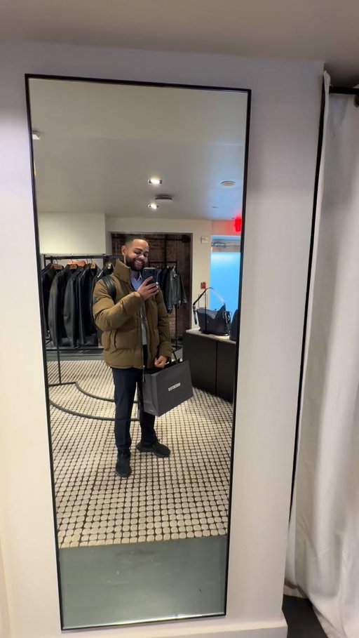 Shopping for my queen! I would choose her in every lifetime. I’m so lucky and grateful. 🫶🏽

@birkenstock 
@miasbakerybk 
@coach