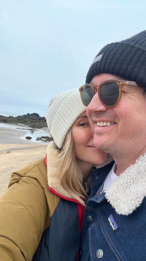 why would we choose Iceland to get married?
i mean… have you seen her?

@pinkiceland