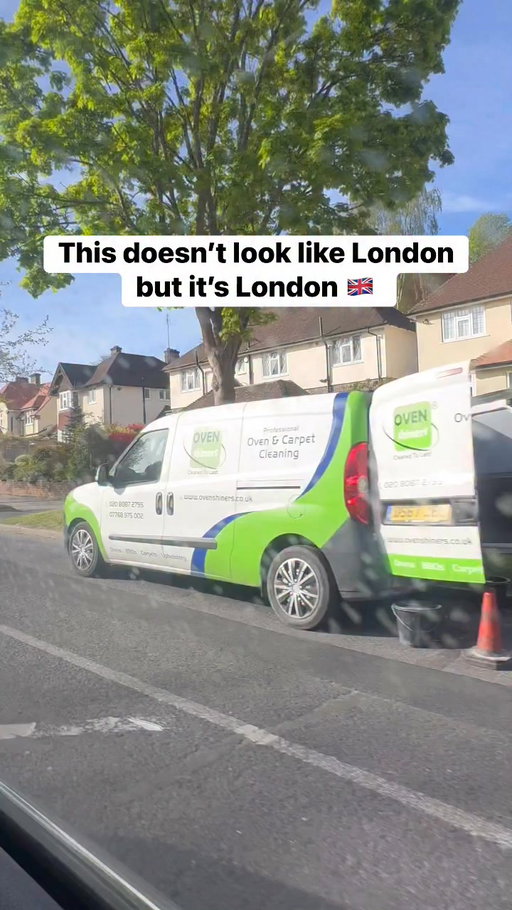 This doesn’t look like London but it’s London 🇬🇧 

What part of London do you think this is?

 #londonproperty #londonhomes