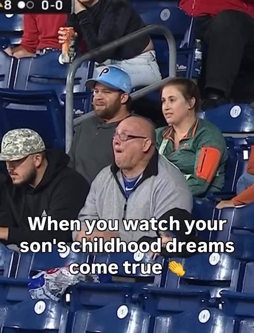 This is why we love sports 🥹💙💛
(via: @sportscenter )