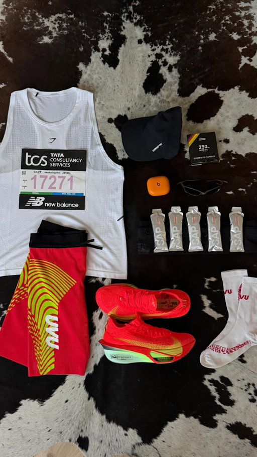 The fit = top speed 🫠

#londonmarathon #running #fitcheck #grwm